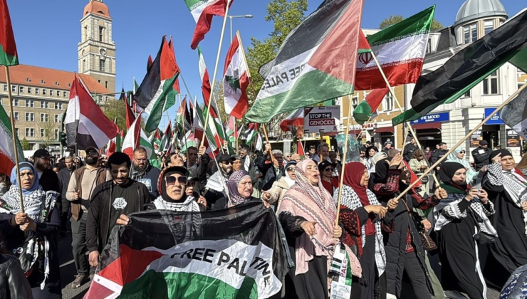 Berlin'de Filistin'e Destek Gösterisi: Binlerce Kişi Yürüdü