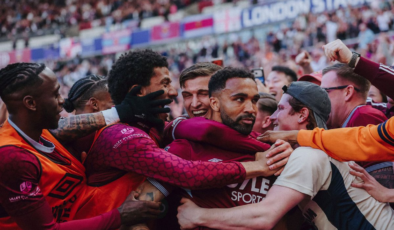 West Ham'ı 90+2'de hayata döndüren gol