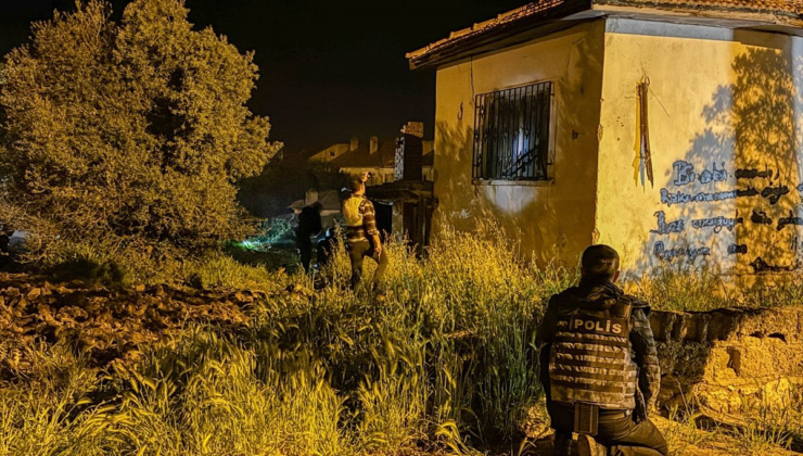 Uşak'ta polis ekibine silahlı saldırı