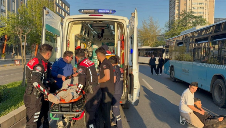 Çorlu'da otobüse çarpan motosiklette 2 yaralı