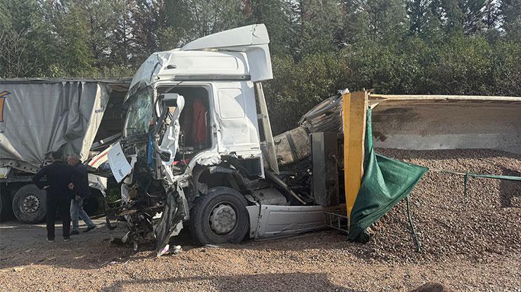 Ankara – Kocaeli yolunda zincirleme facia: 2 ÖLÜ!