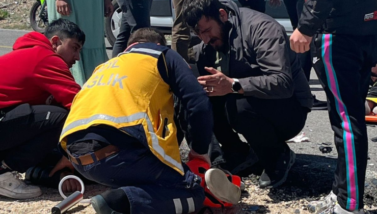 Niğde'de İki Motosiklet Kafa Kafaya Çarpıştı: 2 Ağır Yaralı