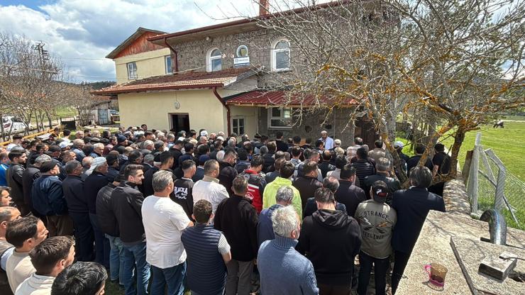 Annesi tarafından öldürüldüğü iddia edilmişti: 2 aylık Ela bebek toprağa verildi