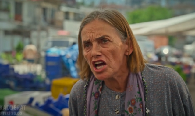 Nur Sürer kaç yaşında, Nur Sürer kimdir?