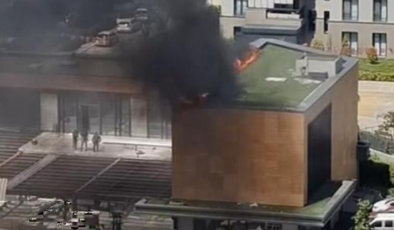 Küçükçekmece'de okul inşaatında yangın