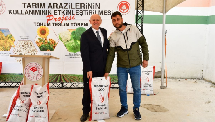 Samsun'da çiftçilere sorgum sudan otu tohumu dağıtıldı