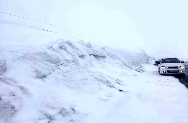 Kar kalınlığı tabela boyunu geçti