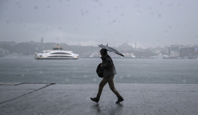 İstanbul için yağmur uyarısı. Güneşli günler yerini yağmura bırakıyor