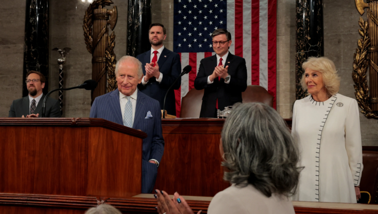 İngiltere Kralı 3. Charles, ABD kongresine hitap etti. Beyaz Saray’dan "iki kral" paylaşımı