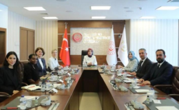 Sanal ağ META'ya 15 yaş uyarıları… Bakan Göktaş, META Direktörü'nü kabul etti