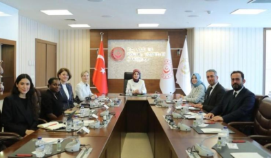 Sanal ağ META'ya 15 yaş uyarıları… Bakan Göktaş, META Direktörü'nü kabul etti