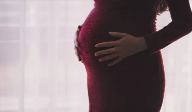 Doğum izni ne kadar, kaç gün oldu? Resmi Gazete’de yayımlandı mı? Bakan Göktaş tarih verdi