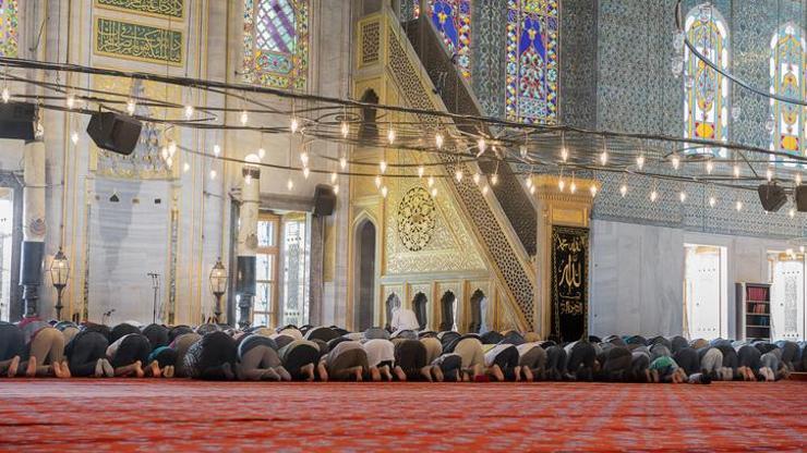 3 NİSAN 2026 CUMA NAMAZI SAATLERİ: İstanbul, Ankara, İzmir İl İl Vakitleri: Bugün Cuma Namazı Kaçta Kılınacak?