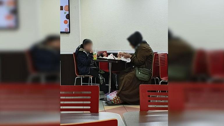 Fast food zincirinde anne ve kızına servis yapılmadı iddiası: Bakanlıktan açıklama geldi