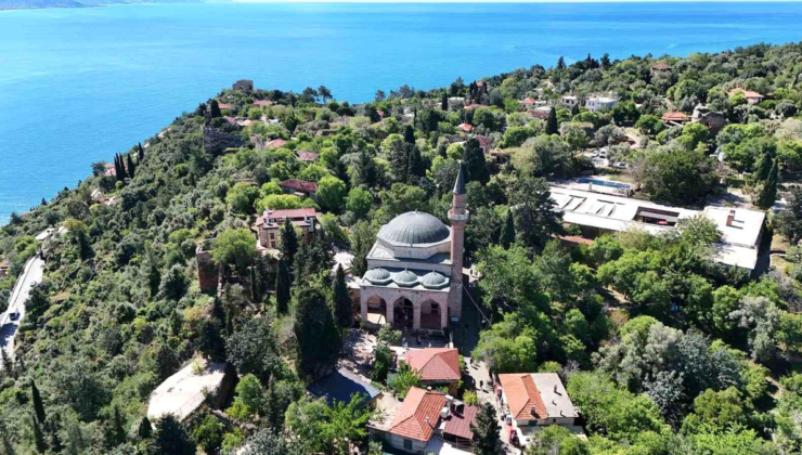 Alanya Kalesi'ndeki 800 yıllık miras turist akınına uğruyor