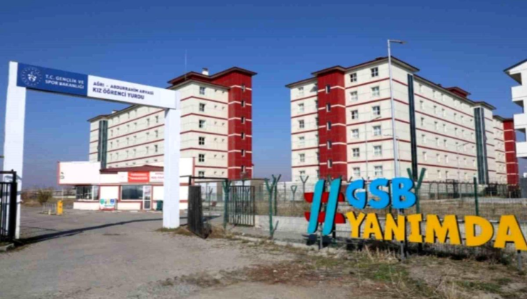 Ağrı'da yurtta tahliye edilen binadaki kokunun nedeni biber gazı çıktı