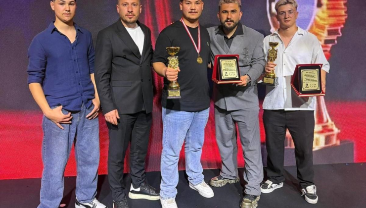 Akhisarlı berberler dünya sahnesinde jüri koltuğunda