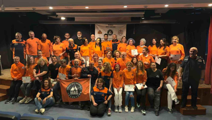 Datça'da 8. Dönem Mahalle Afet Gönüllüleri Yemin Töreni düzenlendi