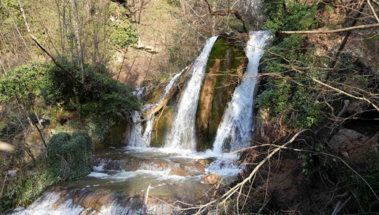 Koruma altına alınan şelale güzelliğiyle mest ediyor