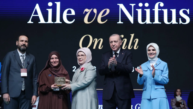 Emine Erdoğan’dan "Aile ve Nüfus On Yılı Vizyon Belgesi Tanıtım Programı" paylaşımı