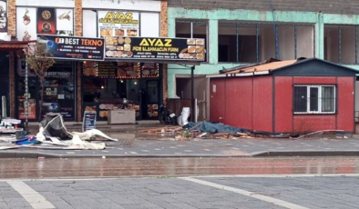 Gaziantep'te fırtınanın hasarı gün ağarınca ortaya çıktı