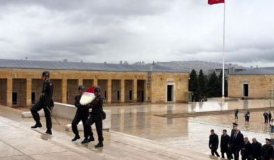 Rusya'nın Ankara Büyükelçisi Vershinin'den Anıtkabir'e ziyaret