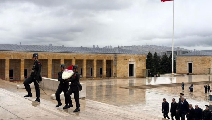 Rusya'nın Ankara Büyükelçisi Vershinin'den Anıtkabir'e ziyaret