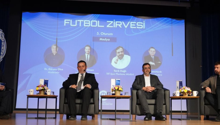 Futbol aktörleri 'Okan Üniversitesi Futbol Zirvesi'nde buluştu
