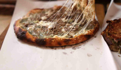 Lezzetini aroması ve odun ateşinden alan Anadolu'nun pizzası: 'Yağ somunu'