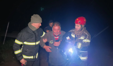 Bursa’da dere taştı, çiftlik sahibi son anda kurtarıldı: ”Her şeyim gitti”