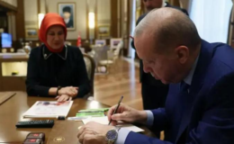 Cumhurbaşkanı Erdoğan, Türk Kızılayı'na kurban bağışında bulundu