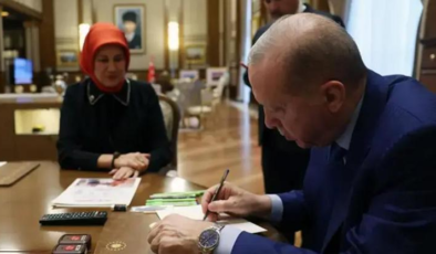 Cumhurbaşkanı Erdoğan, Türk Kızılayı'na kurban bağışında bulundu