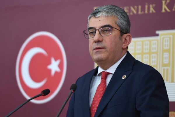 CHP’li Gökhan Günaydın, TBMM’deki görevine iade edildi