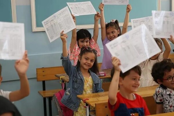 Okullarda son ders zili bu Cuma çalacak