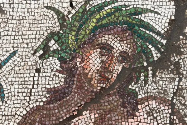Bakan Ersoy’dan Aspendos müjdesi. Genç Eurymedon mozaiği ortaya çıkarıldı
