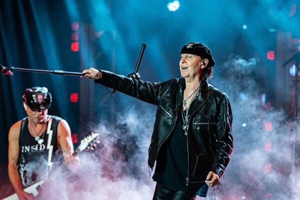 Scorpions’ın İstanbul konserine geri sayım. 33 yıl sonra aynı yerde sahnede