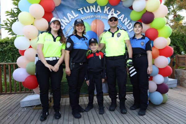 DMD ile mücadele eden Ünal Tuna’nın polis olma hayali gerçeğe dönüştü