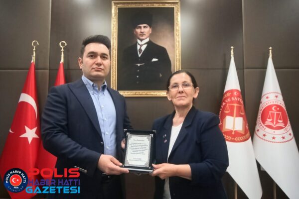 Polis Haber Hattı–Akıncılar Gazetesi’nden Mersin Cumhuriyet Başsavcımız Sayın Yasin Emre’ye Nezaket Ziyareti